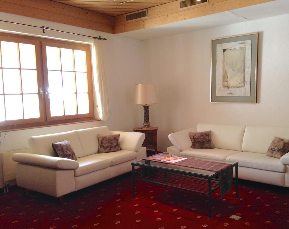 Catrina Hotel Disentis Eksteriør bilde